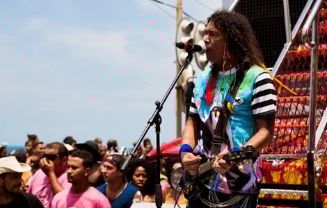 LUIZ-C~1