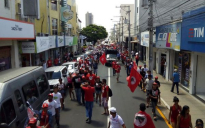 O Julgamento de Lula: mobilizados, militantes saem em caminhada pelas ruas de Vitória da Conquista