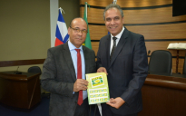 Sociedade: ACIVIC é homenageada com selo dos Correios