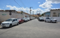 Mobilidade Urbana: estacionamento permanece desordenado ao lado da Prefeitura de Vitória da Conquista