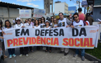 INSS: Em greve há 46 dias, servidores protestam nas ruas de Vitória da Conquista; Confira as fotos