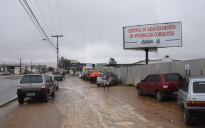 Central de Abastecimento de Vitória da Conquista: lama, mau cheiro e até teia de aranhas formam o cenário