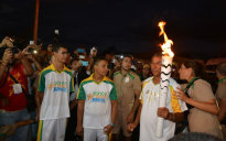 Olímpiadas Rio 2016:  Tocha Olímpica chega com festa em Vitória da Conquista; veja as fotos