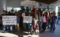 Movimento Estudantil: estudantes ocupam escola por melhores condições de ensino em Conquista