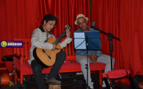 Café Society: Saulo Boavista e João Omar apresentam o show “Vista para o Mar”