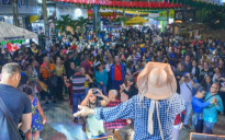 Arraiá da Conquista | frio, forró e muita animação no terceiro dia com a Praça 9 de Novembro lotada