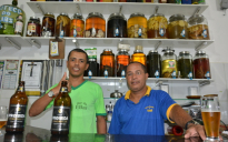 Barzinho Conquistense: Bar do Elias, o Pescoço de Peru