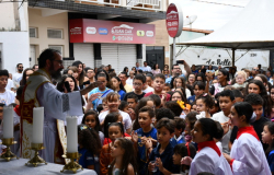 Padroeira do Brasil |fiéis católicos celebram Nossa Senhora da Conceição Aparecida em Vitória da Conquista