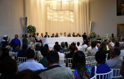 Eleições 2026 | ACM Neto recebe pauta de 12 reivindicações do Desenvolvimento Econômico em Vitória da Conquista