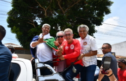 Eleições 2026 | Jerônimo Rodrigues comanda a última grande carreata de Lula em Vitória da Conquista