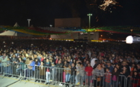 Forró Pé de Serra de Piripiri: Centro Glauber Rocha lota na primeira noite com Adelmário Coelho