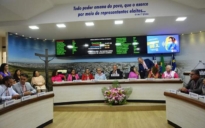 Dia Internacional da Mulher | Câmara Municipal de Vitória da Conquista entrega o Prêmio Mulher Cidadã Loreta Valadares