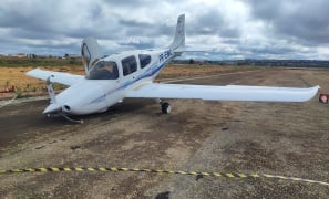 Plantão de Notícias | avião que ia Guanambi para Ilhéus faz pouso de emergência em Vitória da Conquista