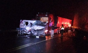 Tragédia na BR-116 | acidente com ambulância de Vitória da Conquista deixa paciente morta e seis pessoas feridas