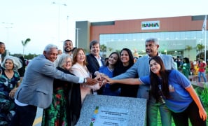 UEFS ganha novo Teatro Central | segundo maior da Bahia é entregue com investimento de R$ 10 milhões