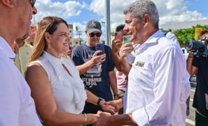 Destaque na Cidade | ao lado de Jerônimo, Sheila prestigia entrega de duplicação da Avenida m Vitória da Conquista