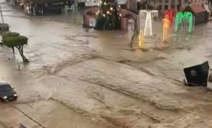 Temporal em Poções | chuva de 80 milímetros causa alagamentos e acende alerta Centro Sul Baiano