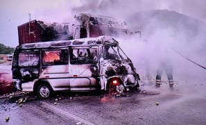 Tragédia na BA-262 | batida entre van e caminhão com duas mortes próximo a Vitória da Conquista