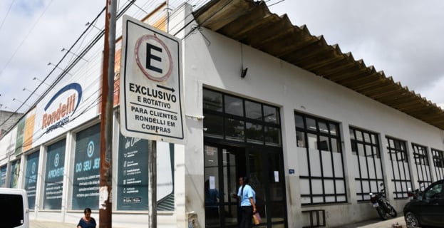 Varejo Brasileiro | tradicional Rondelli Supermercados fecha loja em Vitória da quista