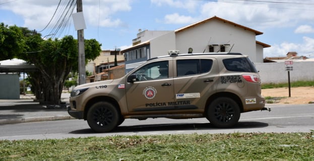 Ocorrências com João Melo | suspeito morto pela Polícia e  ladrão é atacado por pitbull em Vitória da Conquista