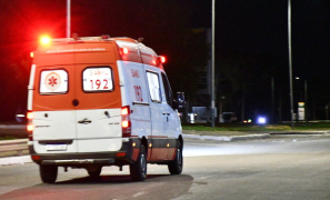 Violência nas Pedrinhas | homem ataca mulher com golpes de faca durante a madrugada em Vitória da Conquista