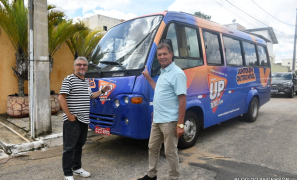 Rádio UP | “Buzão da UP” faz história com transmissão ao vivo na Festa da Bandeira em Barra do Choça
