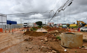 Avenida Brumado | ponte e canal de drenagens passam por obras após tempestade em Vitória da Conquista