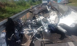 Tragédia na Rodovia | motorista de 28 anos morre após colisão entre carro e ônibus na BR-135