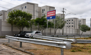 Avenida Caracas | após proteção metálica via tem trânsito livre na Zona Sul de Vitória da Conquista