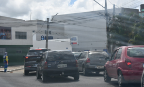 Confusão no Trânsito | protestos contra Centro POP Adulto causa congestionamento em Vitória da Conquista