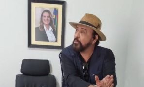 Secretaria da Cultura | Xangai se despede com música homenageando equipe em Vitória da Conquista