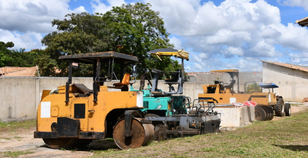 Infraestrutura Urbana | obras paralisadas e furto de fiação em máquinas na Zona Oeste de Vitória da Conquista
