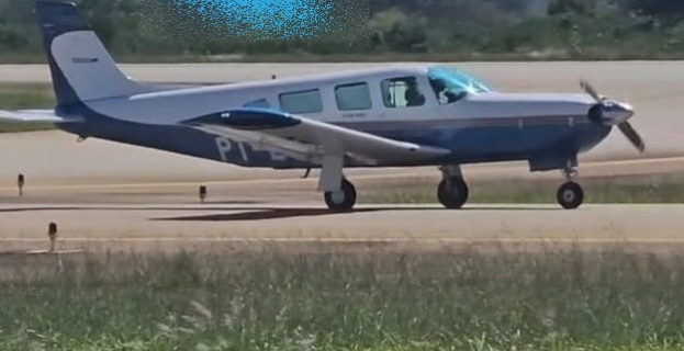 Tragédia com mortes em Minas Gerais | vídeos mostram pouso e taxiamento de avião em Vitória da Conquista