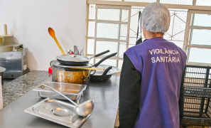 Saúde Pública | Vigilância Sanitária interdita cozinha industrial após surto de mal-estar em Vitória da Conquista