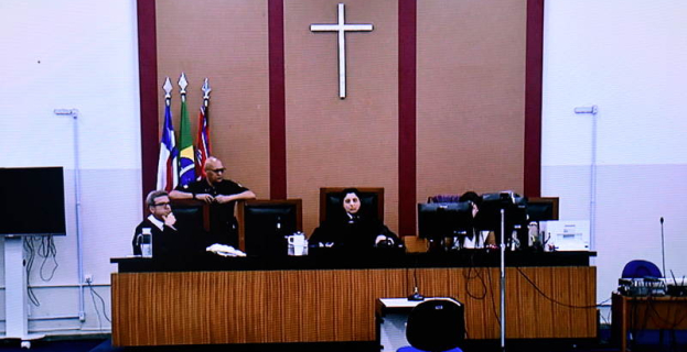 Tribunal do Júri | acusado de liderar ataque que matou dois policiais é julgado em Vitória da Conquista