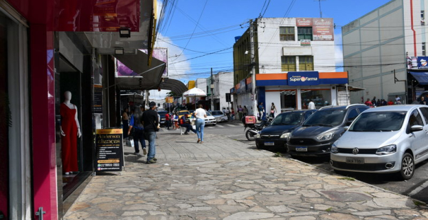 Manifestação Popular | flagrante de ato obsceno a céu aberto assusta e gera revolta em Vitória da Conquista