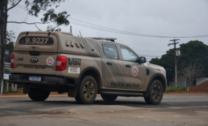 Ocorrências Policiais | Polícia prende suspeito com drogas na Zona Norte de Vitória da Conquista