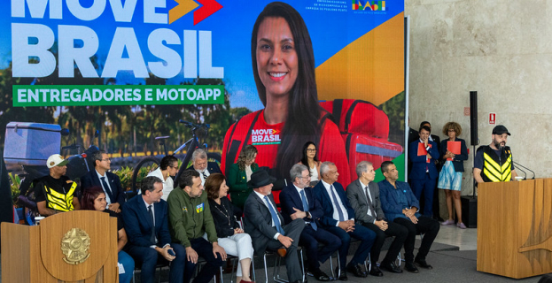 Palácio do Planalto | Governo Federal do Brasil amplia crédito para motociclistas de aplicativos