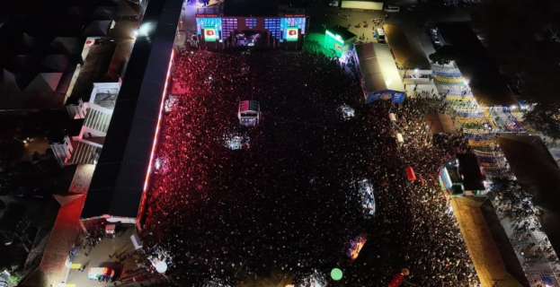 Arraiá da Conquista | com arena lotada no Parque de Exposições Teopompo de Almeida