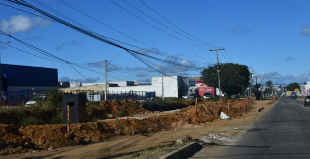 Avenida Brumado | requalificação segue paralisada e sem previsão de conclusão em Vitória da Conquista