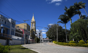 Frio persiste em Vitória da Conquista | termômetros variam de 13°C a 26°C durante o Inverno