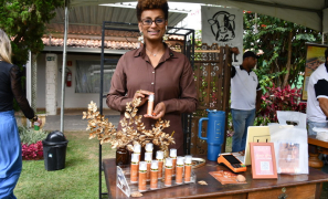 Saúde & Beleza | em Vitória da Conquista, Lila Barreto cria protetor solar para pele negra e ganha projeção internacional
