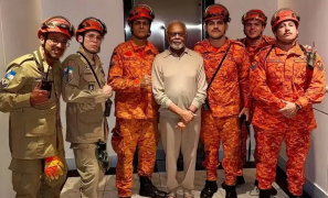 Resgate de Urgência | Gilberto Gil é resgatado após ficar preso em elevador no Rio de Janeiro