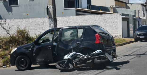 Resgate de Urgência | motociclista gravemente ferido em batida na Zona Sul de Vitória da Conquista