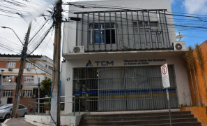 Contas Públicas | TCM-BA opina pela rejeição das contas do ex-prefeito de Encruzilhada e aplica multa