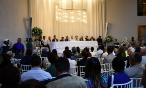 Eleições 2026 | ACM Neto recebe pauta de 12 reivindicações do Desenvolvimento Econômico em Vitória da Conquista