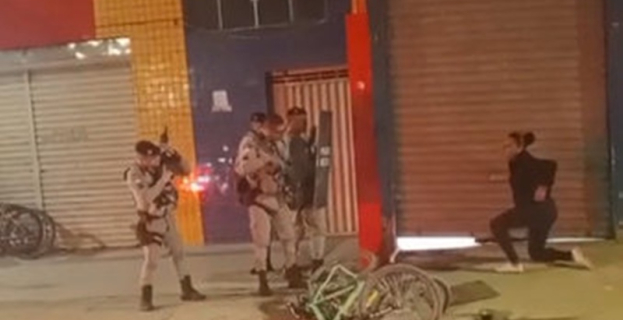 Noite de Terror nos Campinhos | homem armado com tesoura faz mãe e filha reféns em Vitória da Conquista
