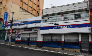 Comércio Urbano | ao meio de prejuízos financeiros, Casas Bahia fecha loja em Vitória da Conquista