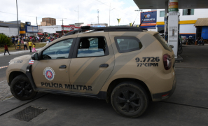 Operação Grau Zero | suspeito sofre fraturas ao colidir contra trailer durante ação policial em Vitória da Conquista
