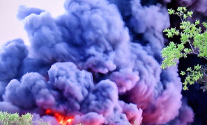 Incêndio em Depósito | fumaça, prejuízos e alerta ambiental após destruição em Vitória da Conquista